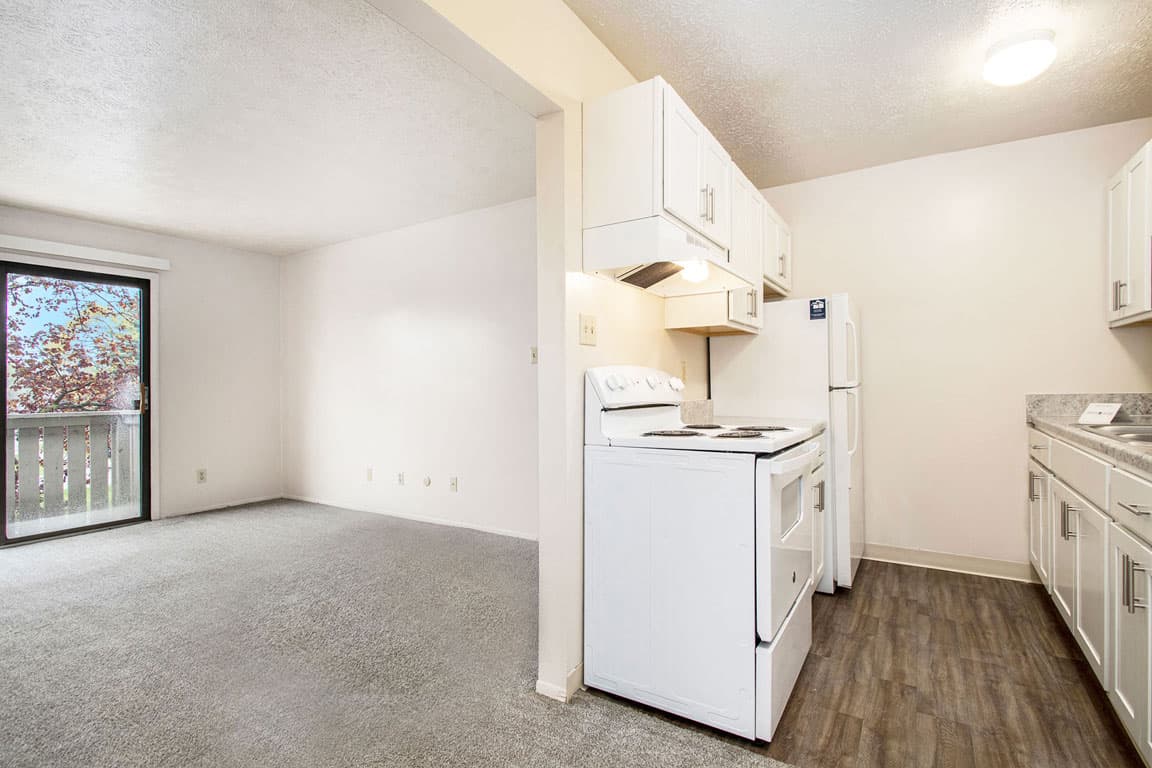 Hickory Village Apartments 3 of 37
