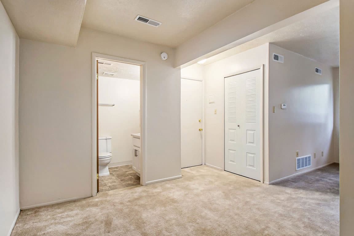 Hickory Village Apartments 22 of 37
