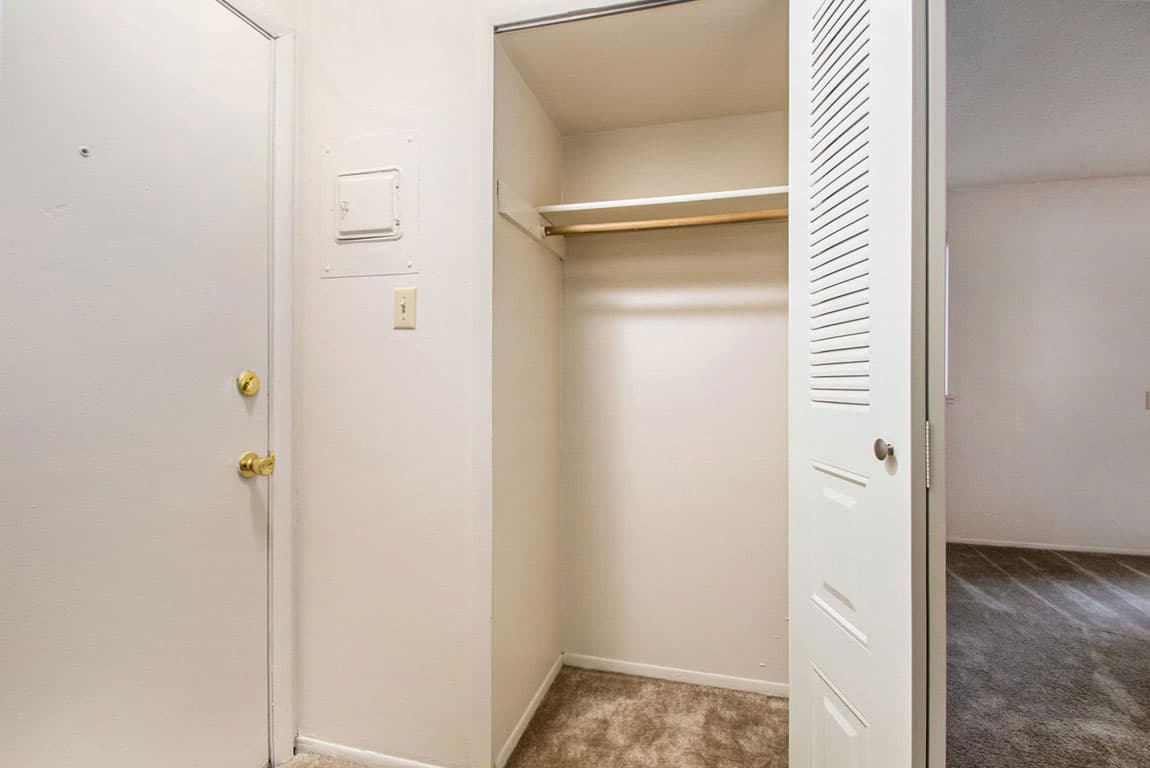 Hickory Village Apartments 26 of 37