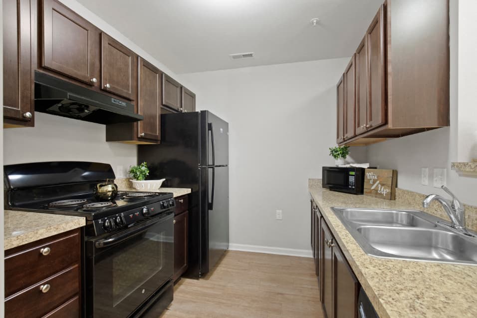 River Hills Apartments 4 of 58
