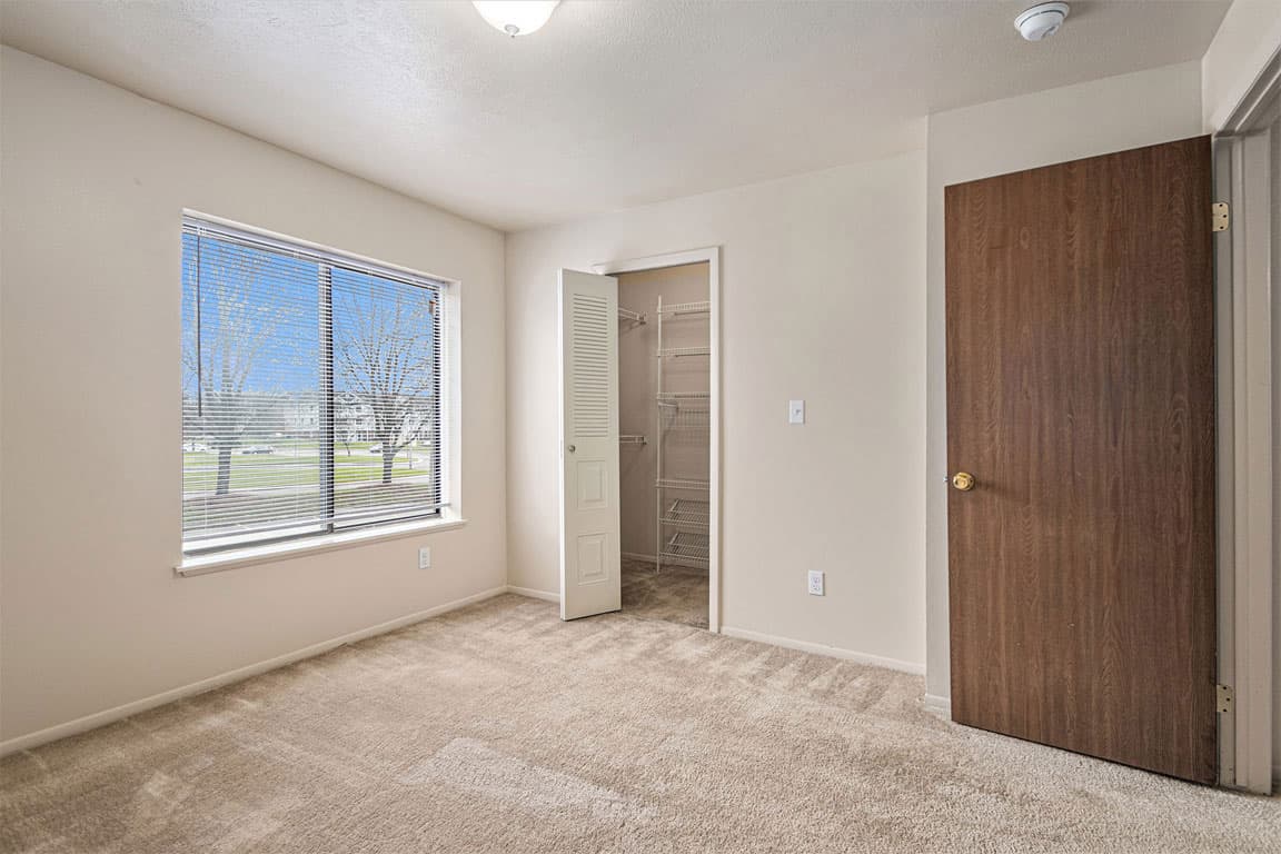 Indian Lakes Apartments 19 of 58