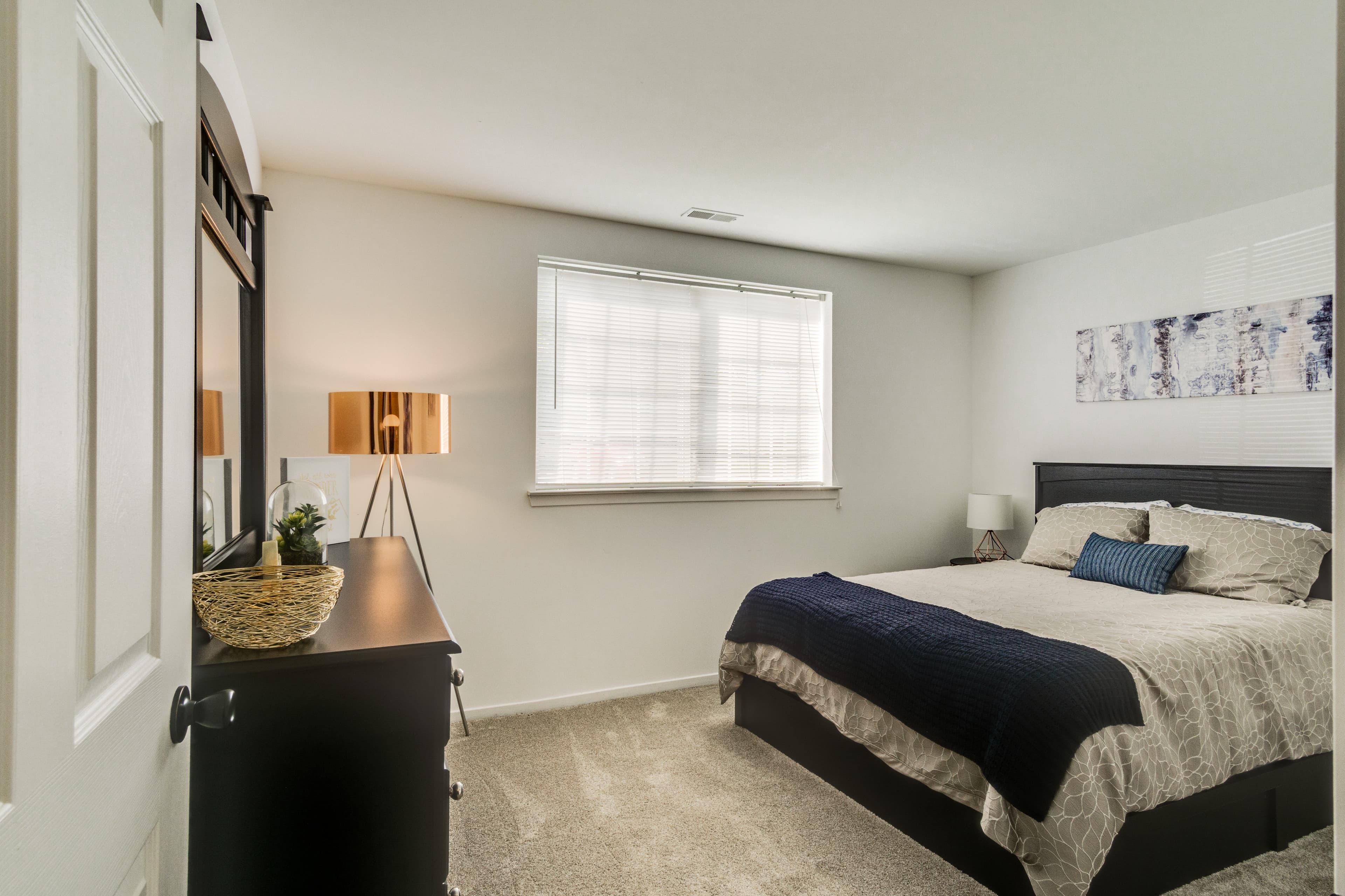Northport Apartments 10 of 44