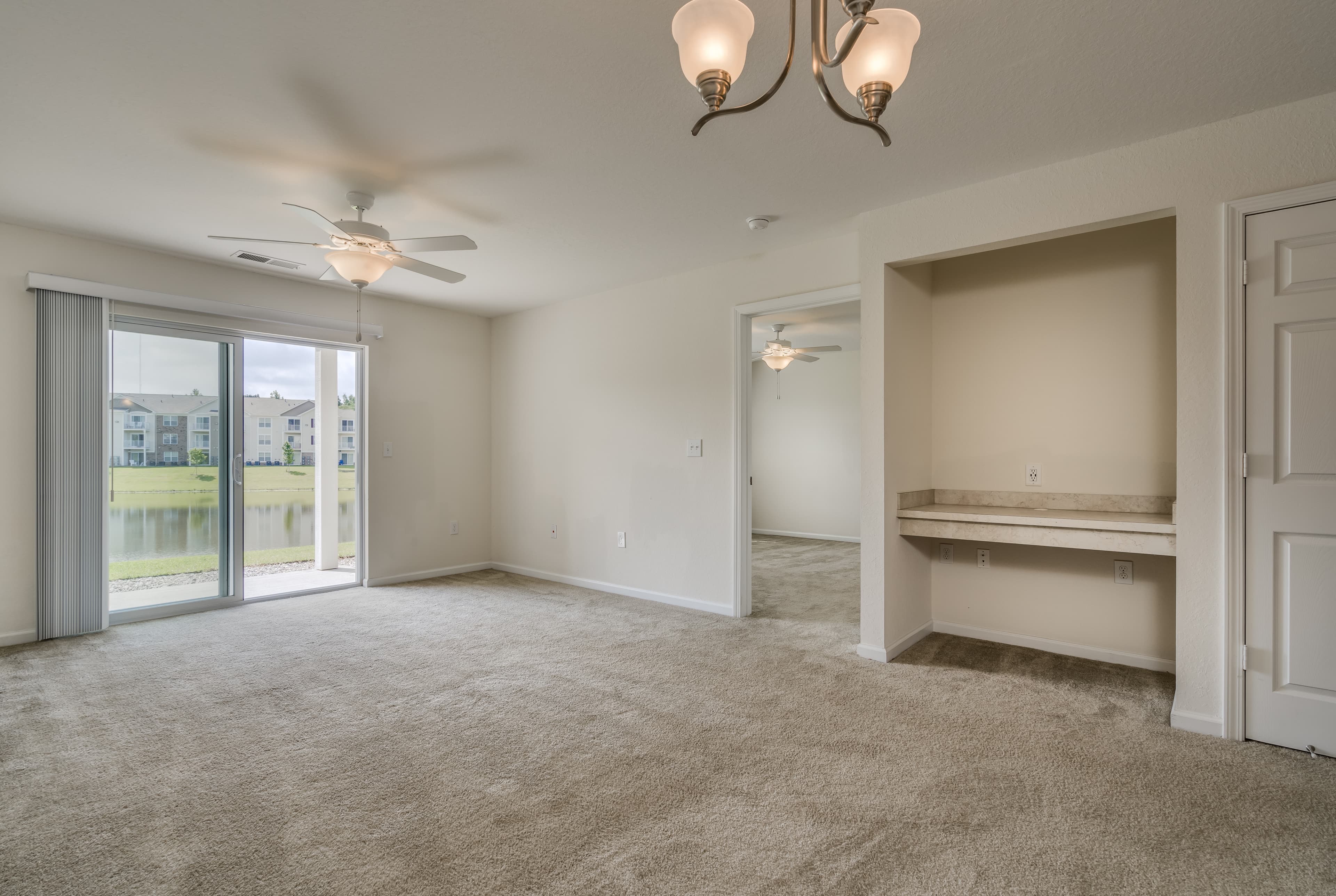 Killian Lakes Apartments and Townhomes 19 of 42