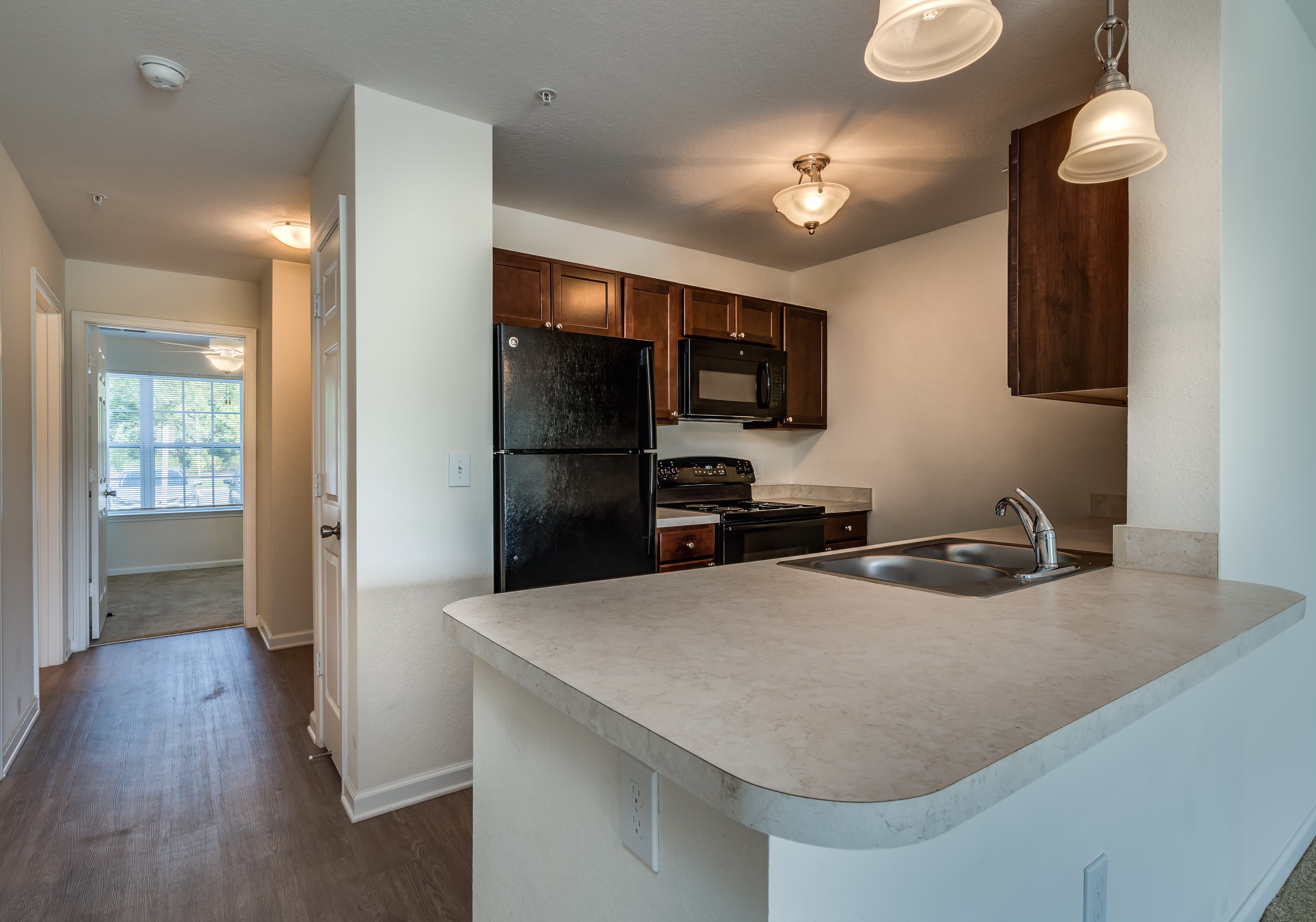 Killian Lakes Apartments and Townhomes 18 of 42