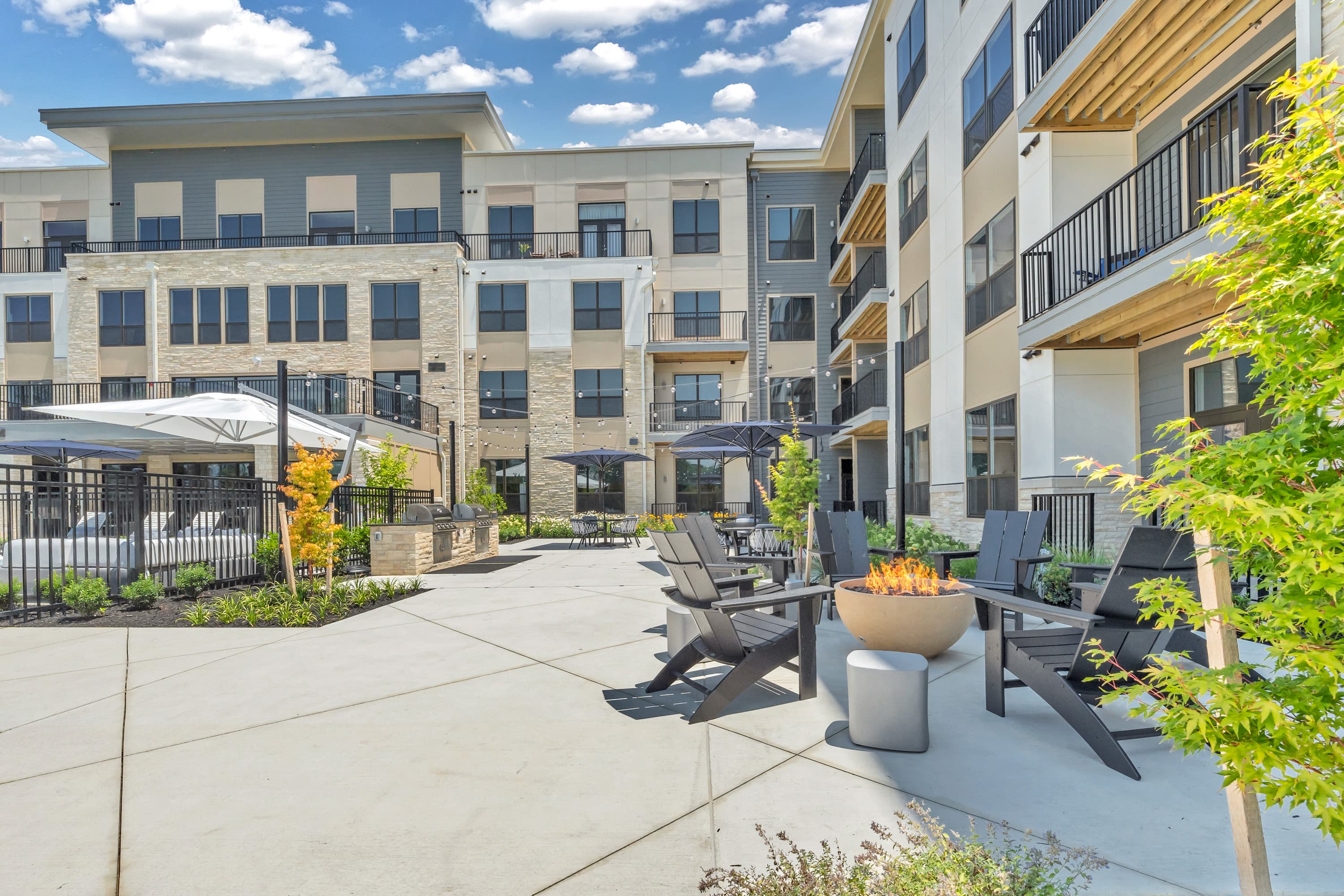 Luxe 360 on Centerpointe 72 of 88