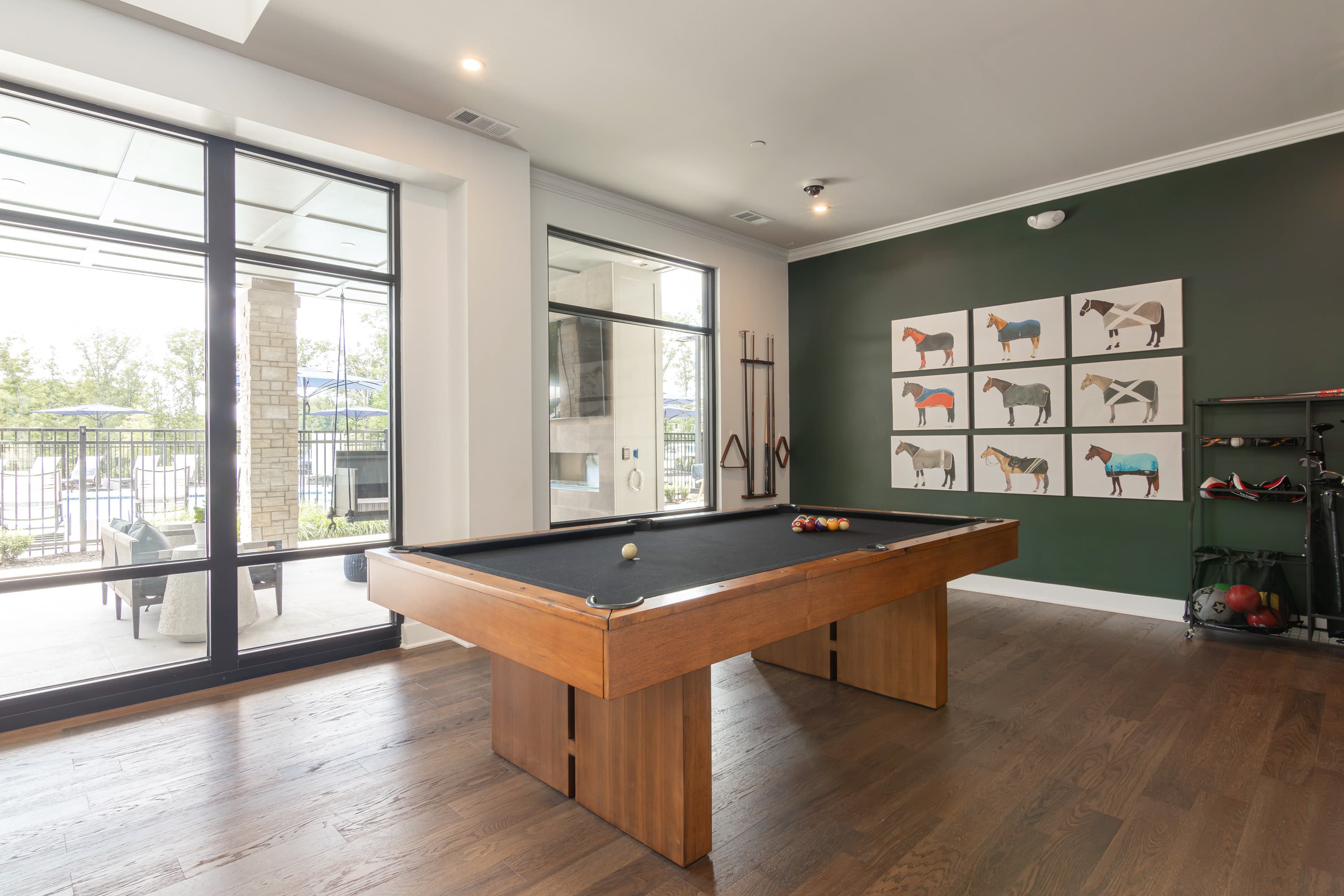 Luxe 360 on Centerpointe 41 of 88
