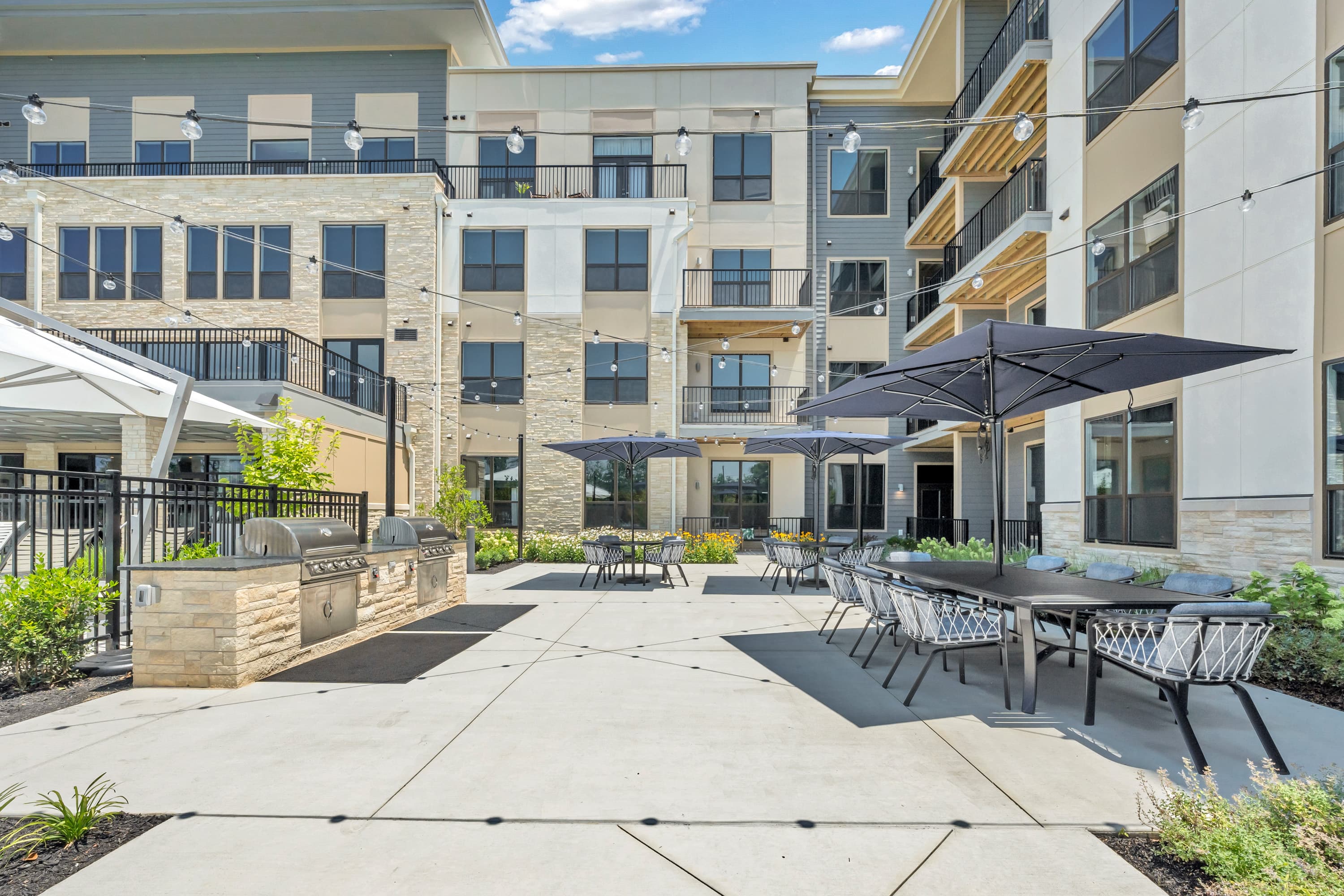 Luxe 360 on Centerpointe 71 of 88