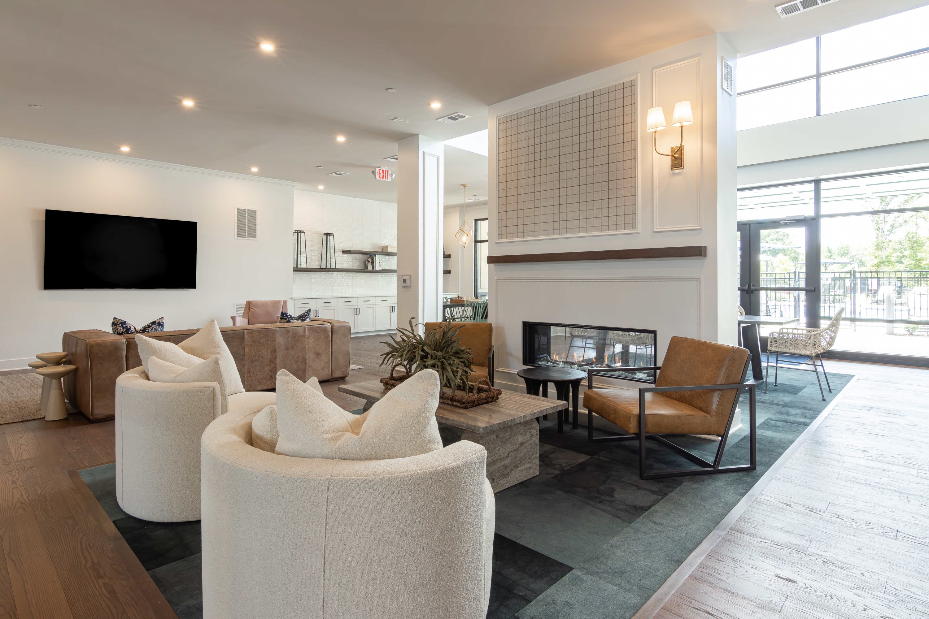 Luxe 360 on Centerpointe 36 of 88