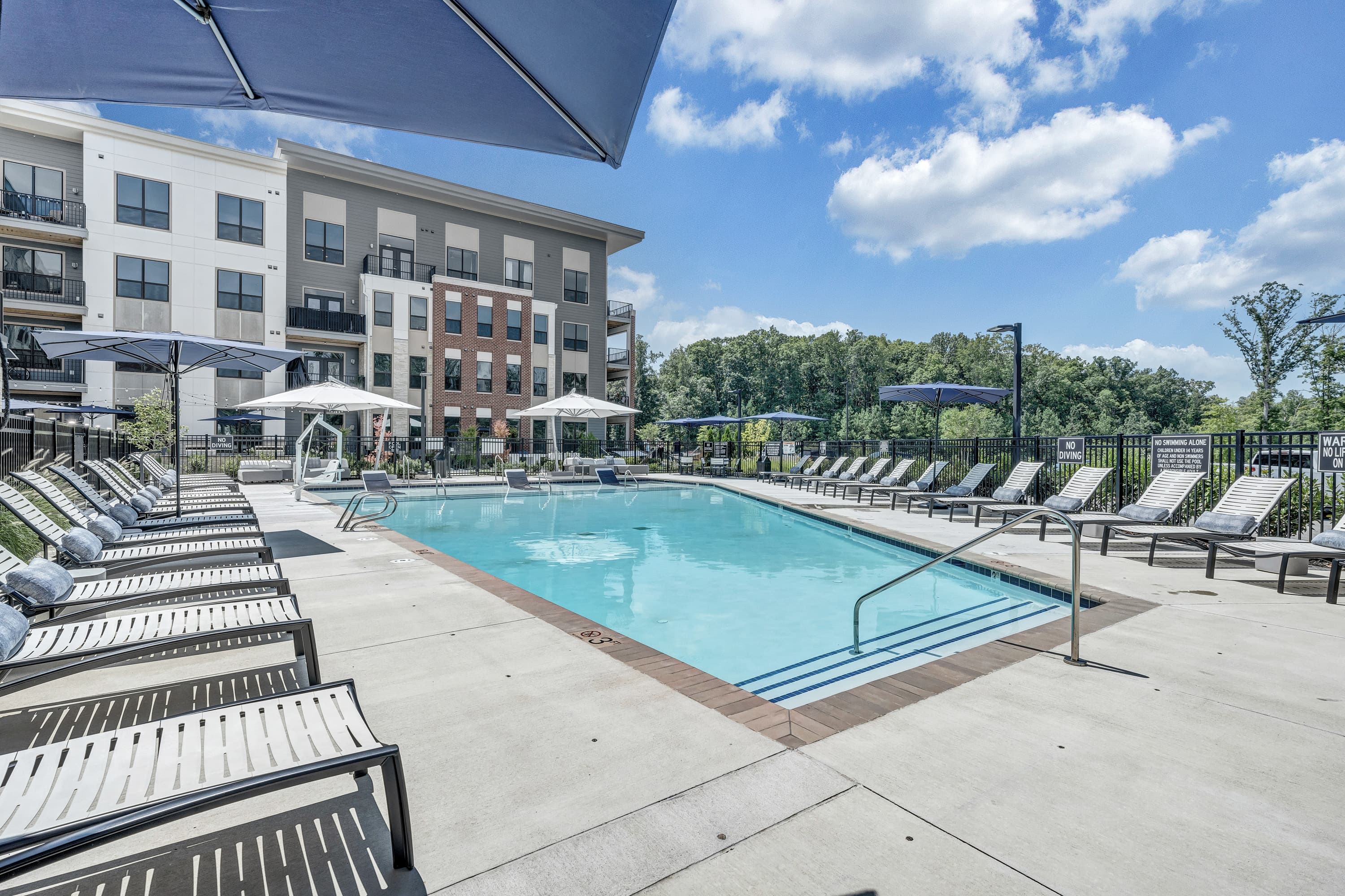Luxe 360 on Centerpointe 59 of 88