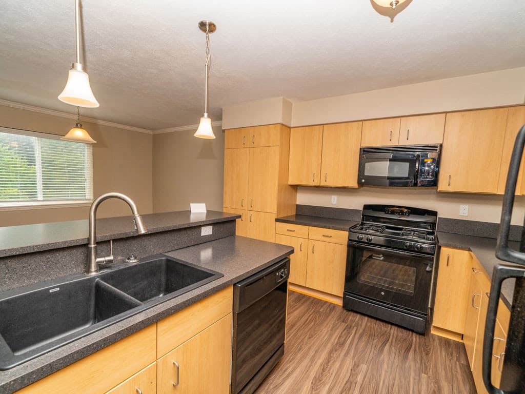 Lynbrook Apartments and Townhomes 43 of 67