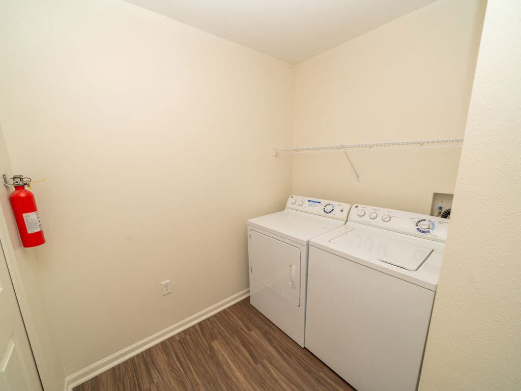 Lynbrook Apartments and Townhomes 44 of 67