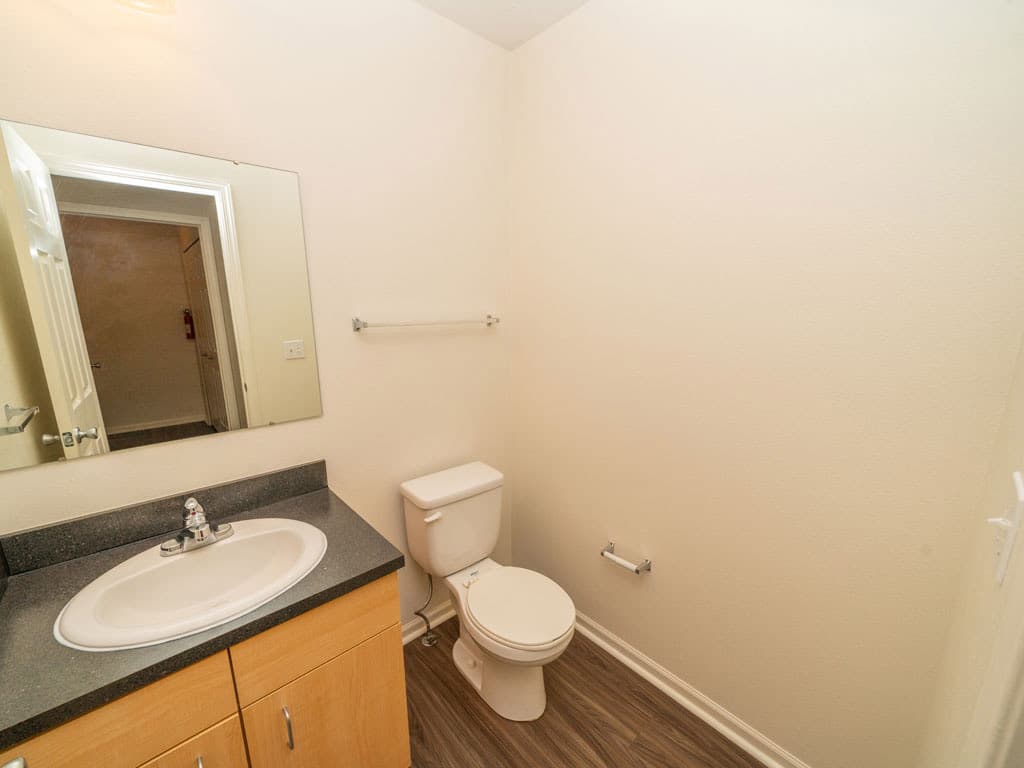 Lynbrook Apartments and Townhomes 45 of 67