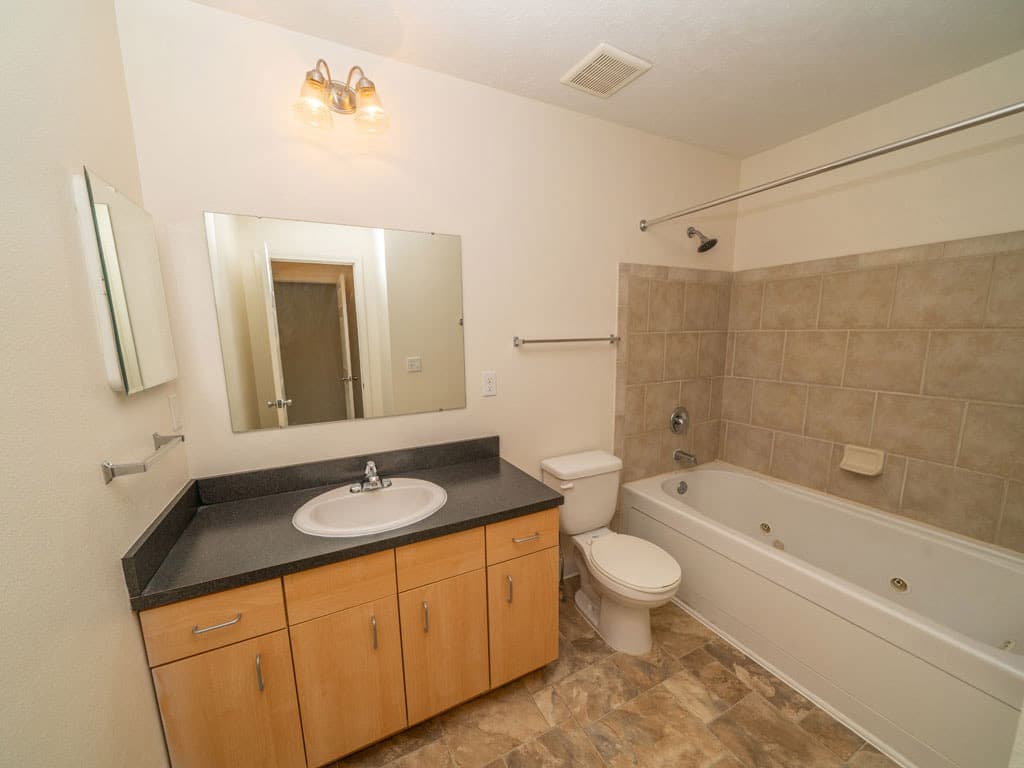 Lynbrook Apartments and Townhomes 48 of 67