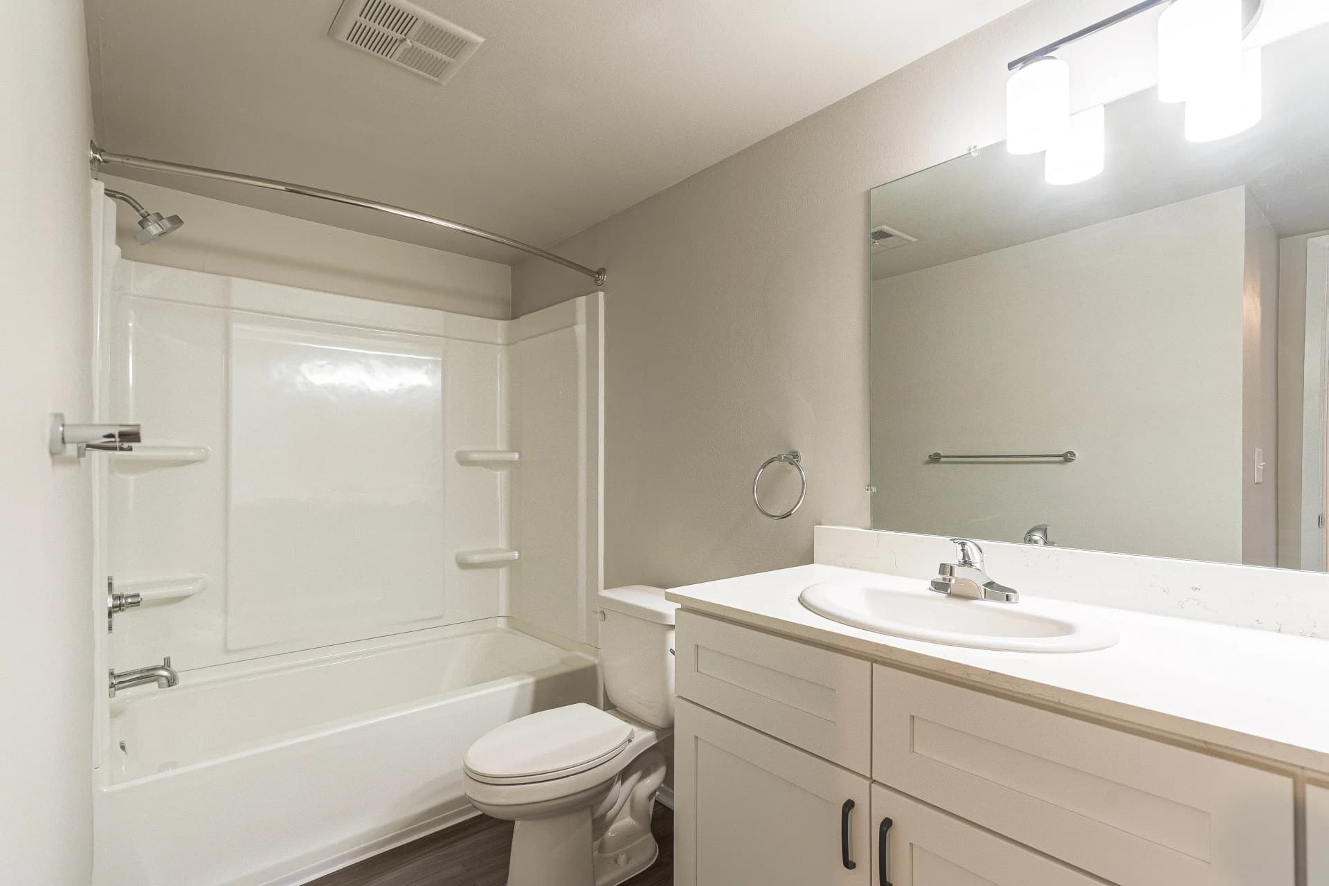 Cordoba Apartments 4 of 22