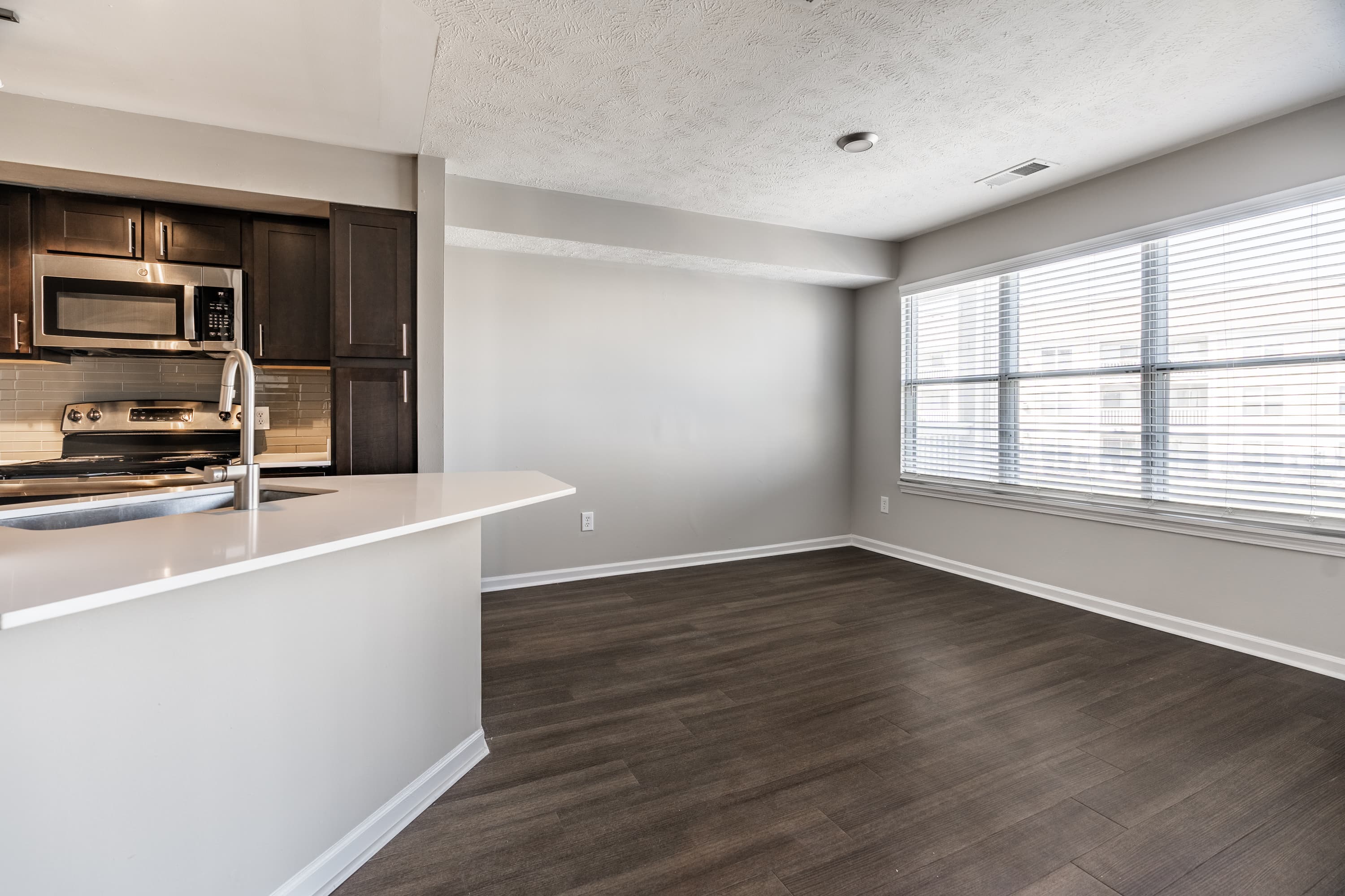 Mallard Bay Apartments 3 of 48