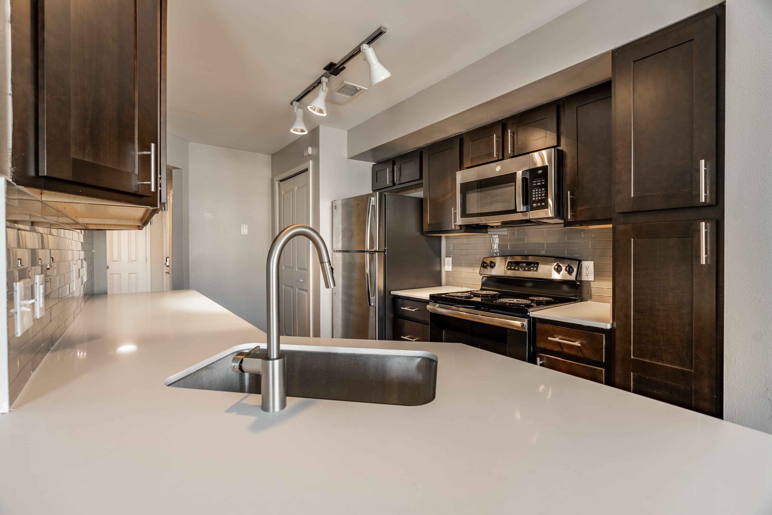 Mallard Bay Apartments 6 of 48