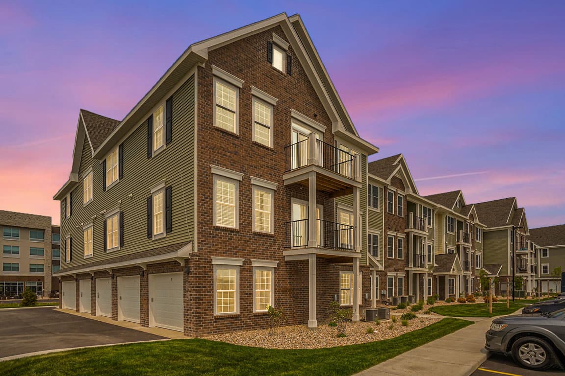 Meadowbrooke Apartment Homes 142 of 147
