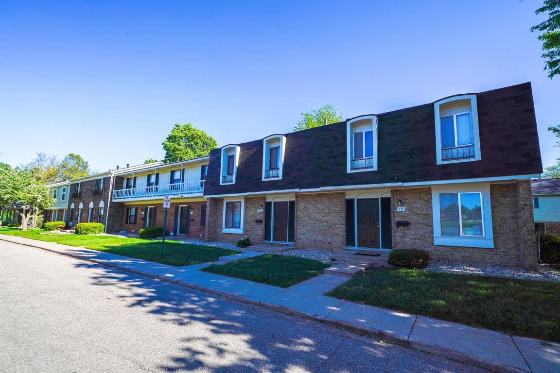 Mount Royal Townhomes 29 of 100