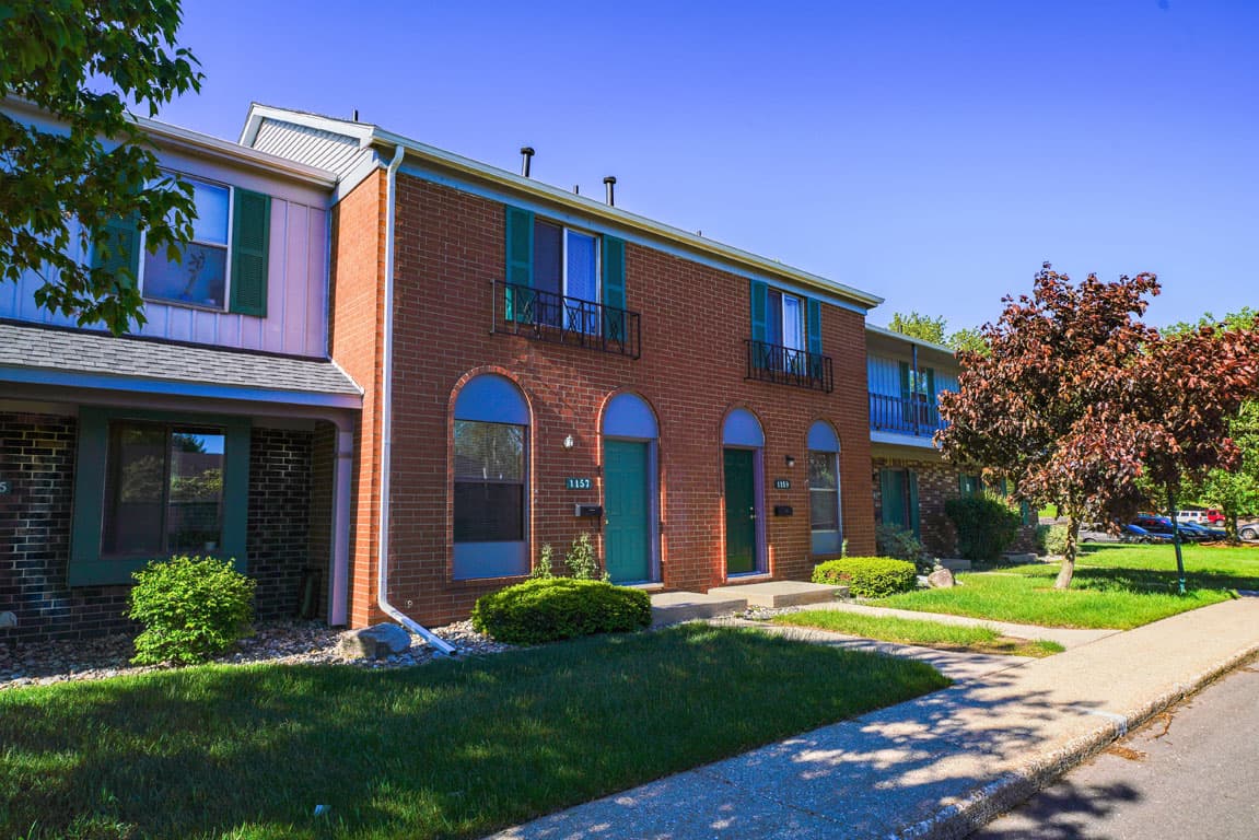 Mount Royal Townhomes 31 of 100