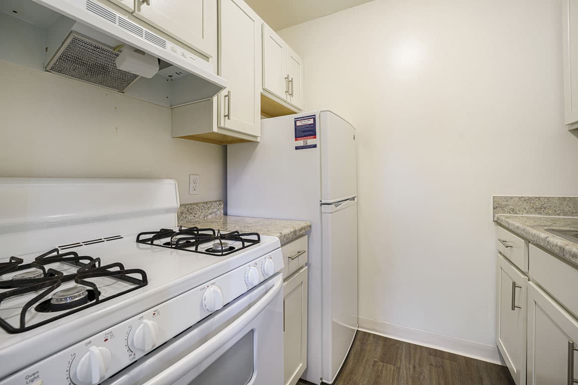 Newport Village Apartments 10 of 90