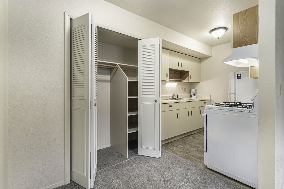 Normandy Village Apartments 16 of 52