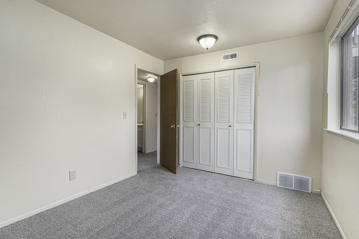 Normandy Village Apartments 24 of 52