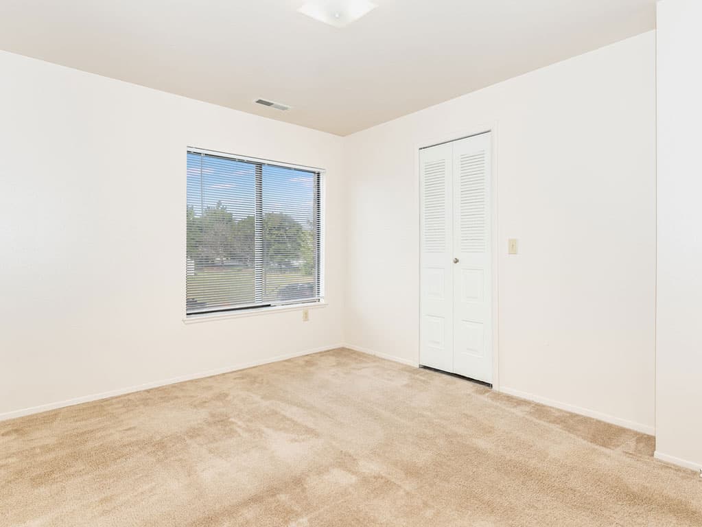 Oak Shores Apartments 29 of 63