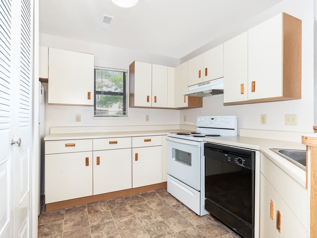 Oak Shores Apartments 23 of 63