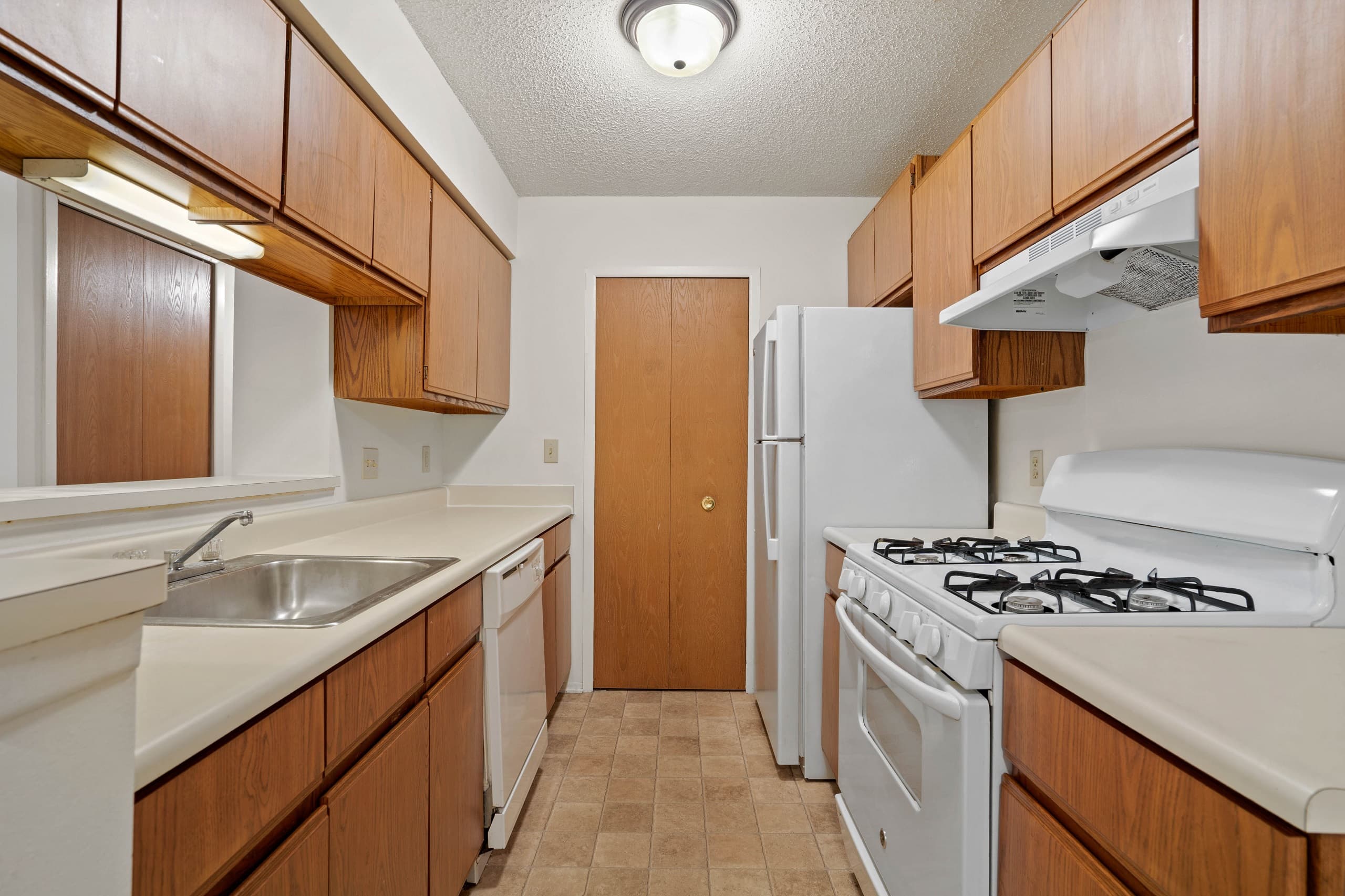 Beacon Hill and Great Oaks Apartments 7 of 29