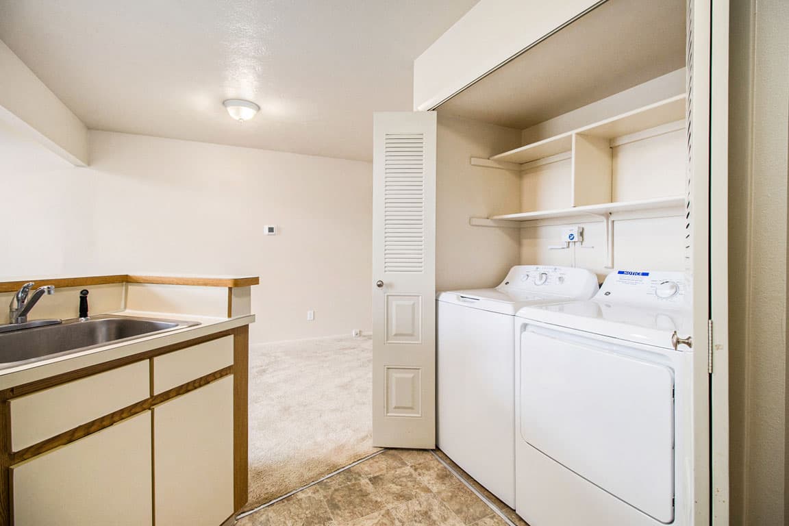 Pine Knoll Apartments 18 of 76