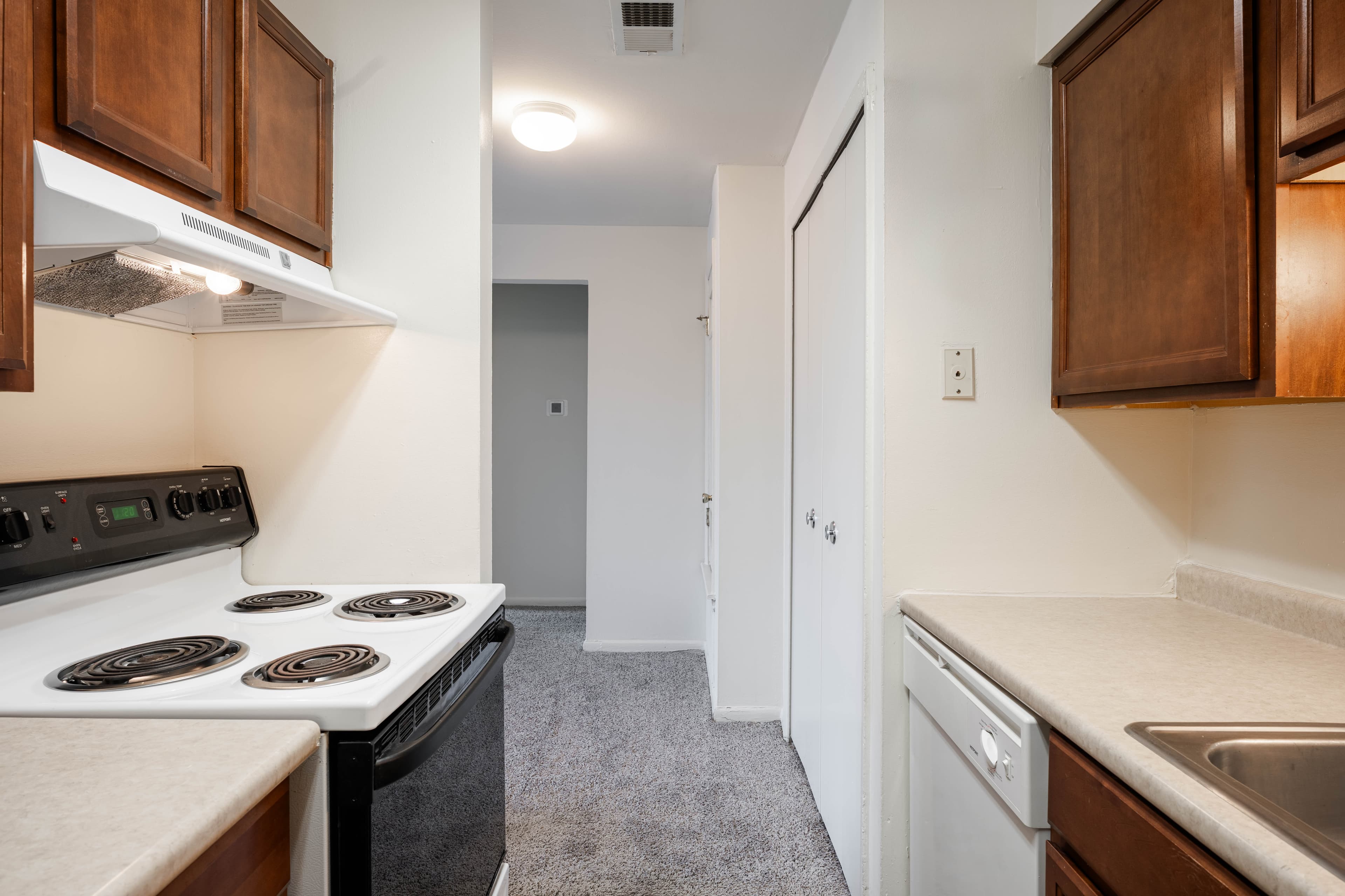Polo Run Apartments 37 of 63
