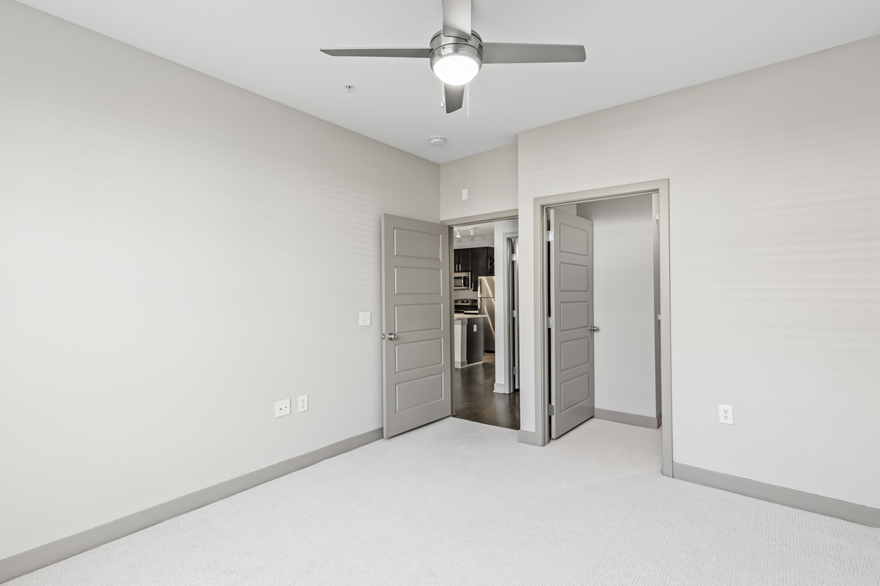 River Crossing Apartments 24 of 42