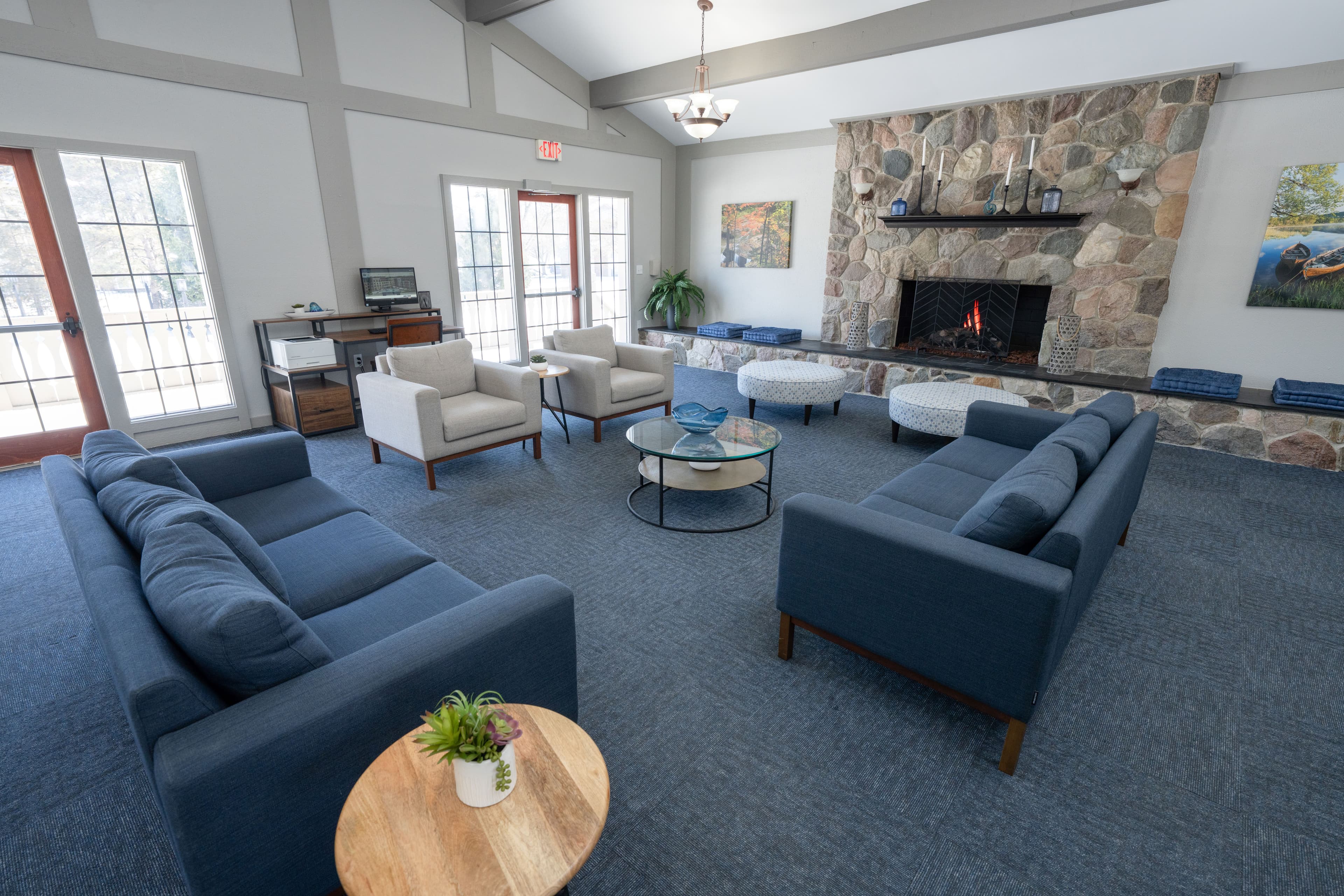Rivers Edge Apartments 9 of 12