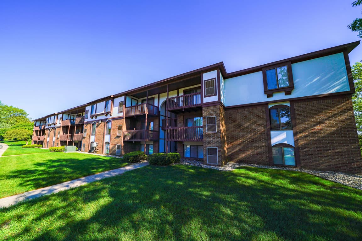 Mount Royal Townhomes 90 of 100