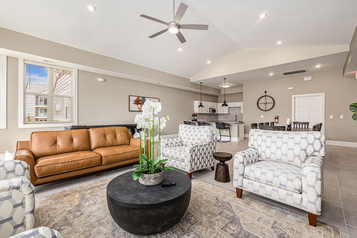 Signature Pointe Apartment Homes 56 of 63