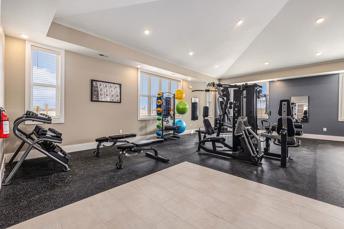 Signature Pointe Apartment Homes 45 of 63
