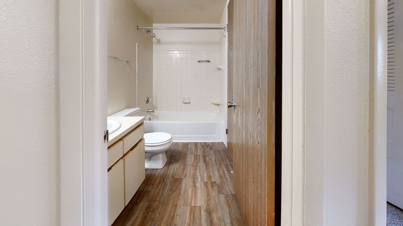 South Bridge Apartments 33 of 61