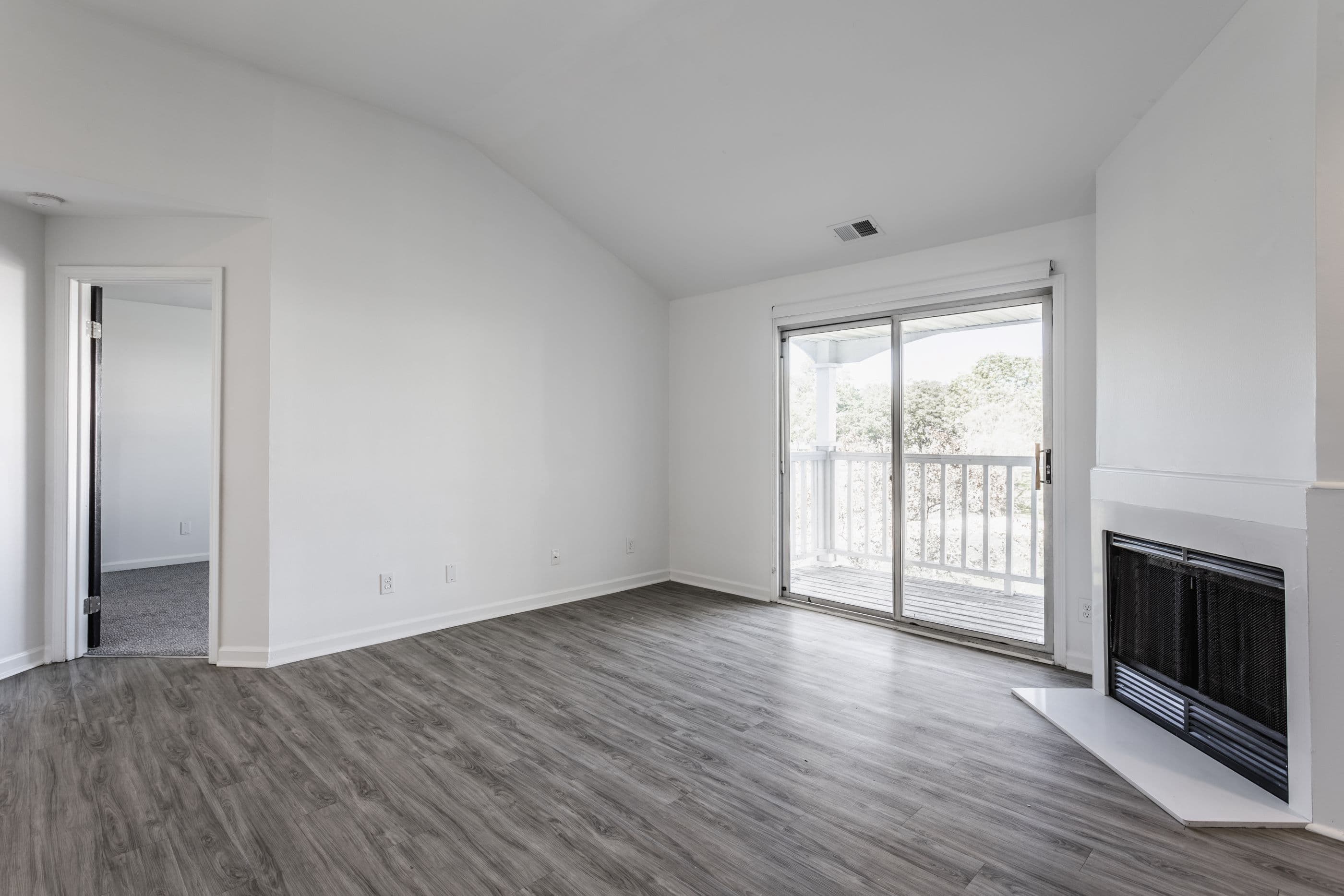 Sundance Apartments 4 of 49