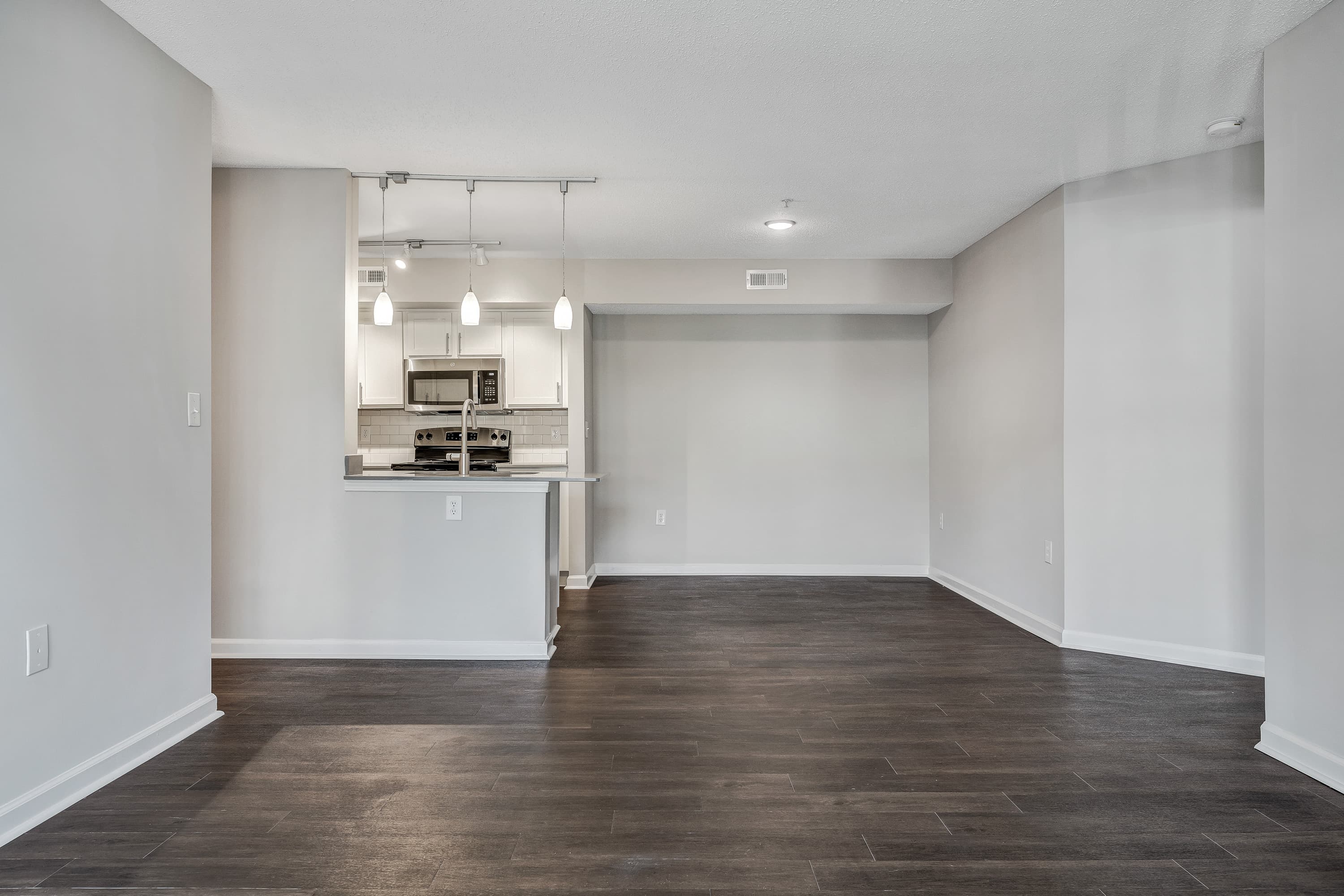 Sunscape Apartments 24 of 57