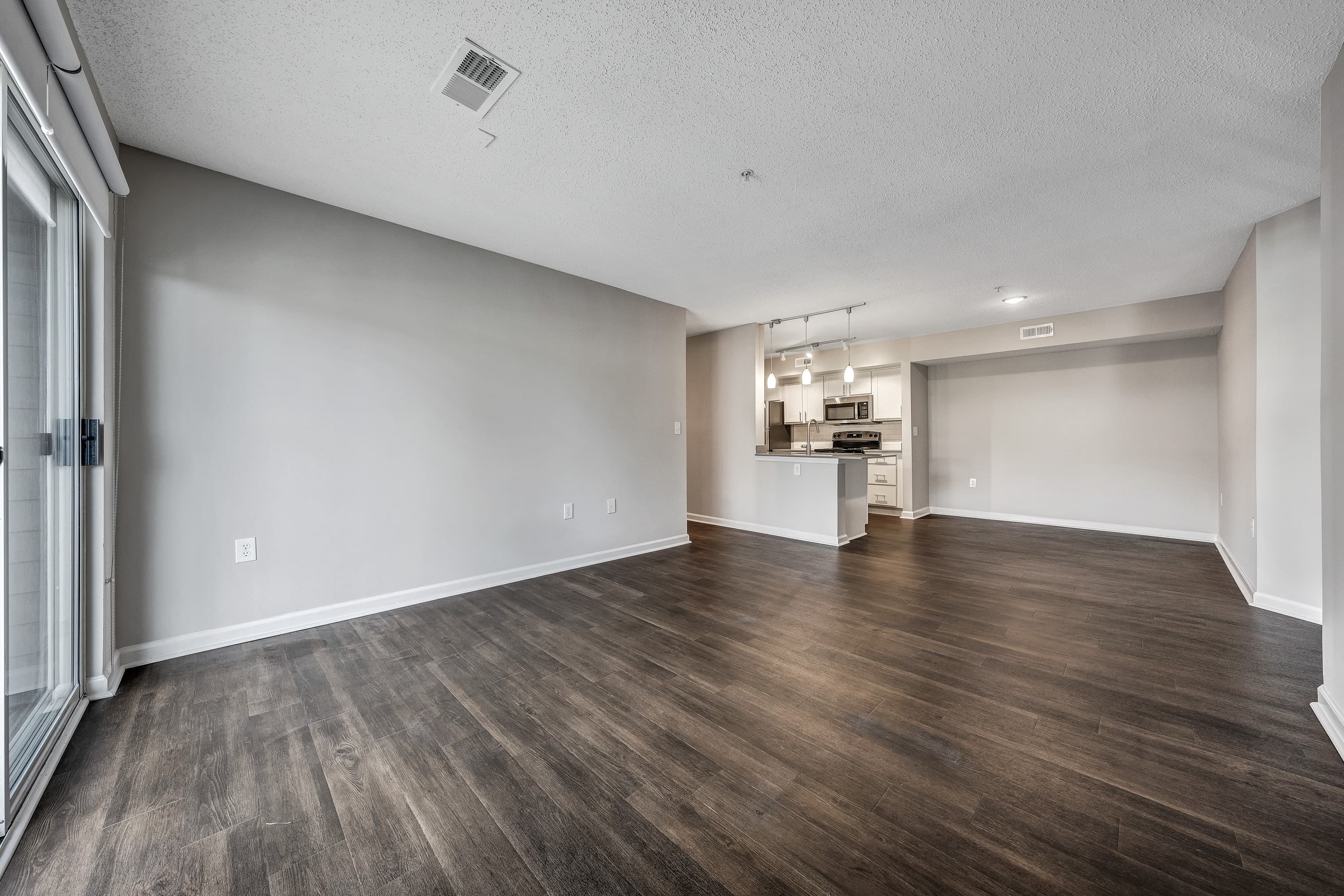 Sunscape Apartments 23 of 57