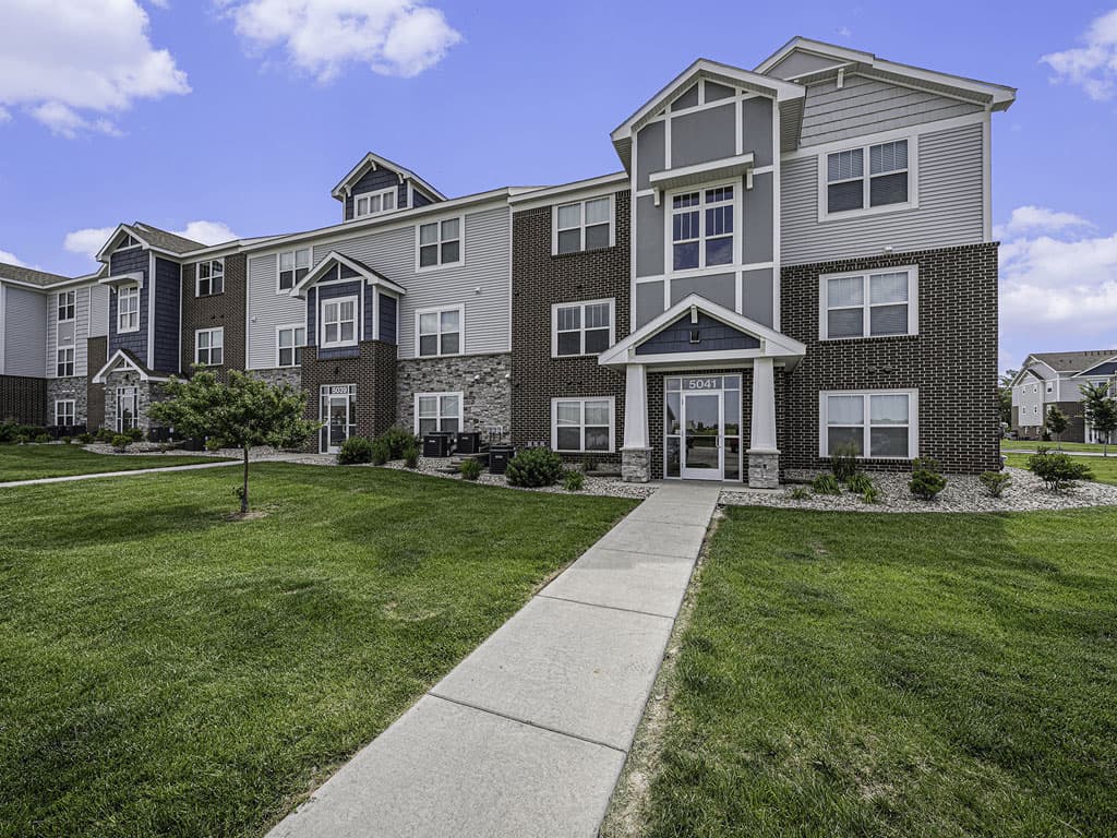 Trade Winds Apartment Homes 47 of 55