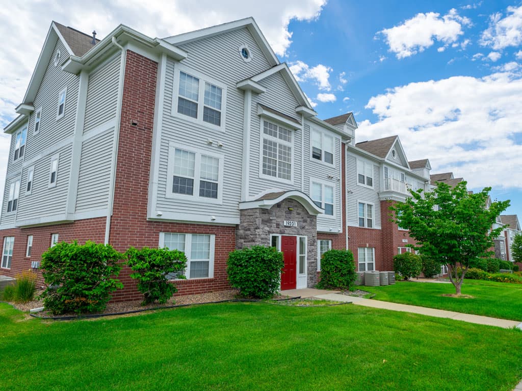 West Hampton Park Apartment Homes 67 of 68