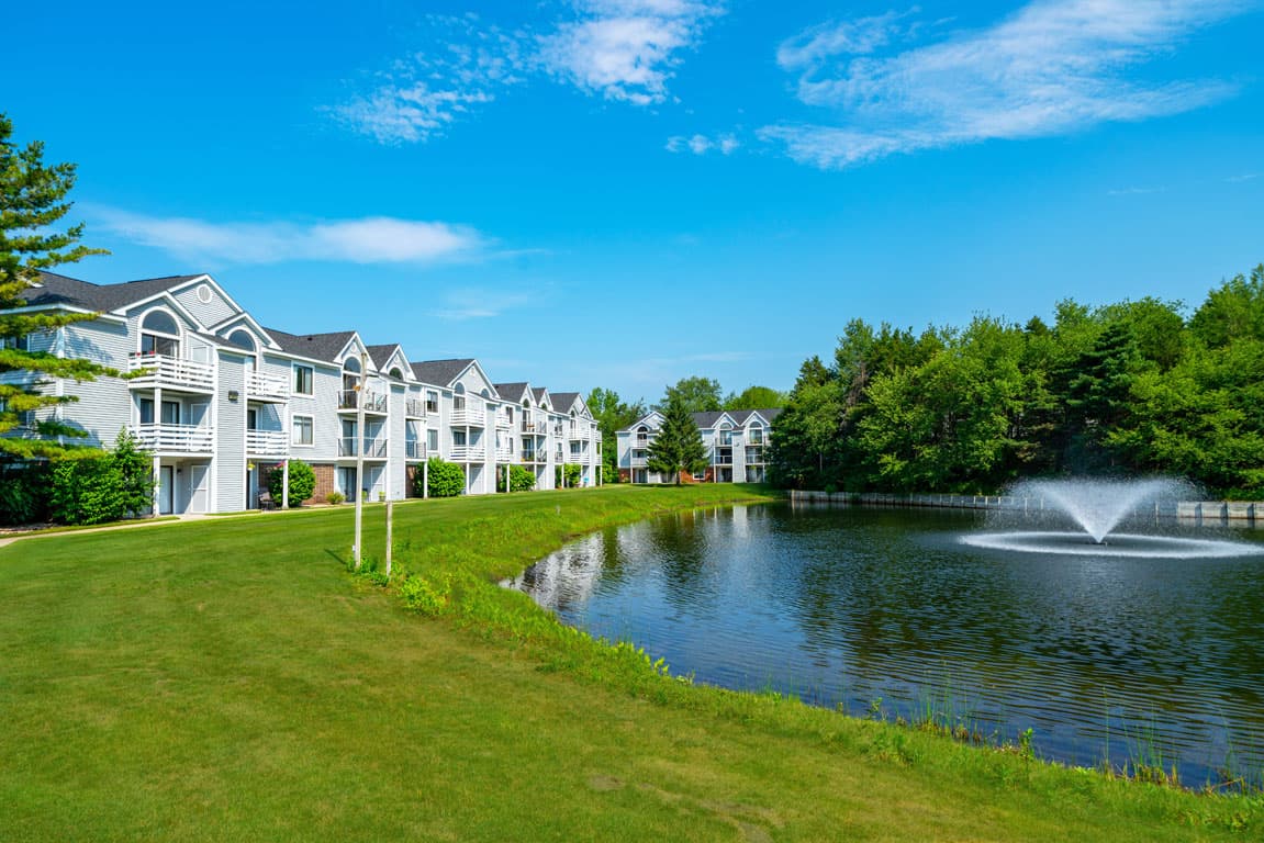 Windmill Lakes Apartments 40 of 44
