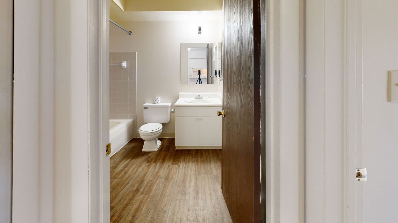 Wood Creek Apartments 13 of 60