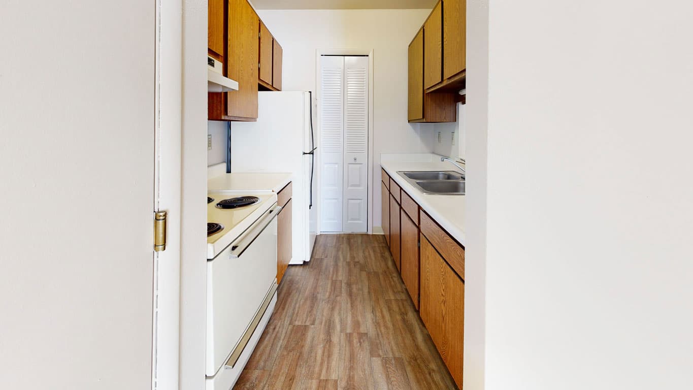 Wood Creek Apartments 27 of 60