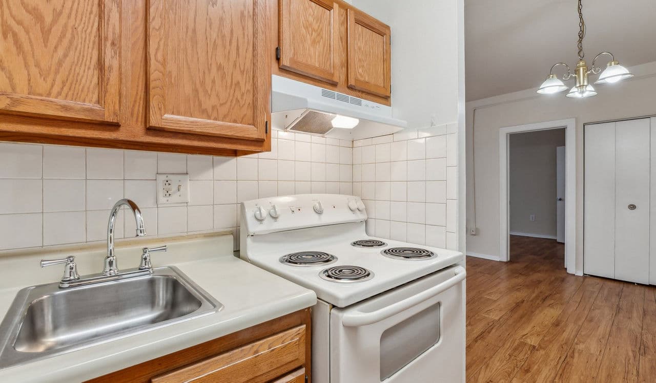 Chestnut Hall Apartments 1 of 2