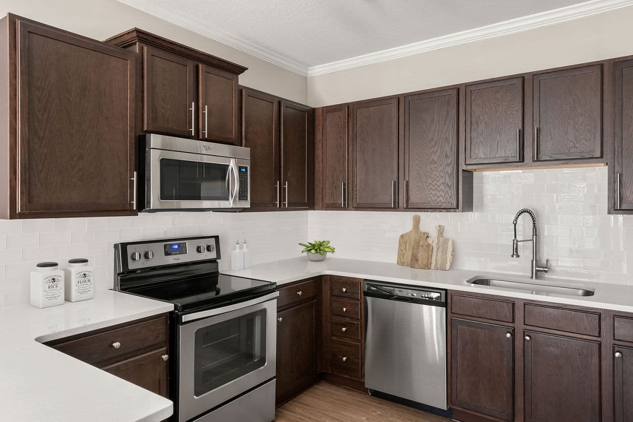 The Willows Ashley Park 1 of 2