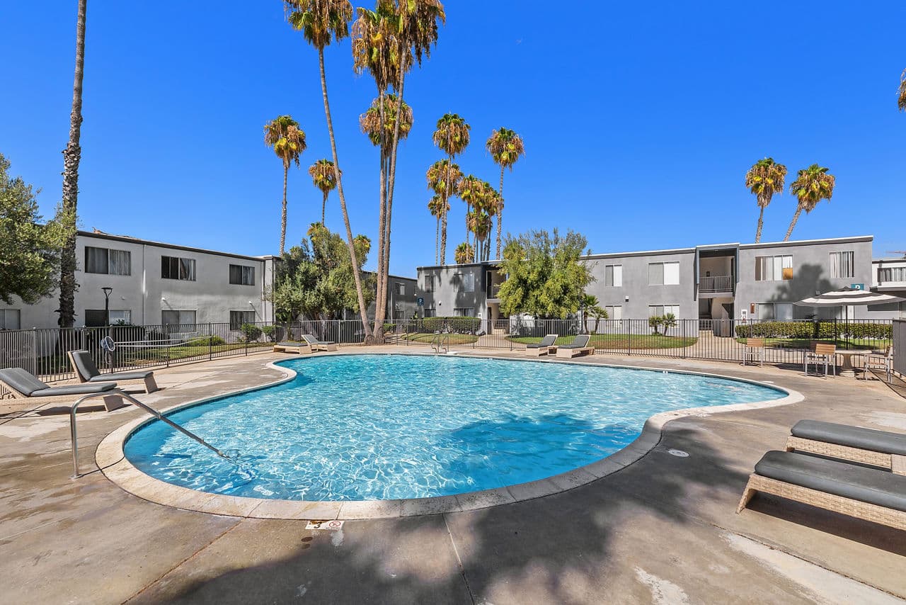 Palms Apartments 10 of 18