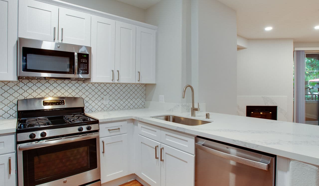 The Villas at Park La Brea 1 of 2