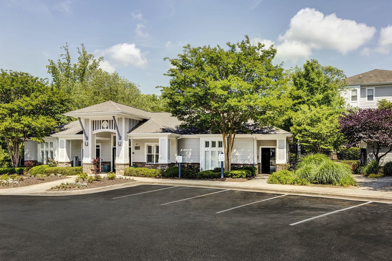 Avana Lake Norman 2 of 23